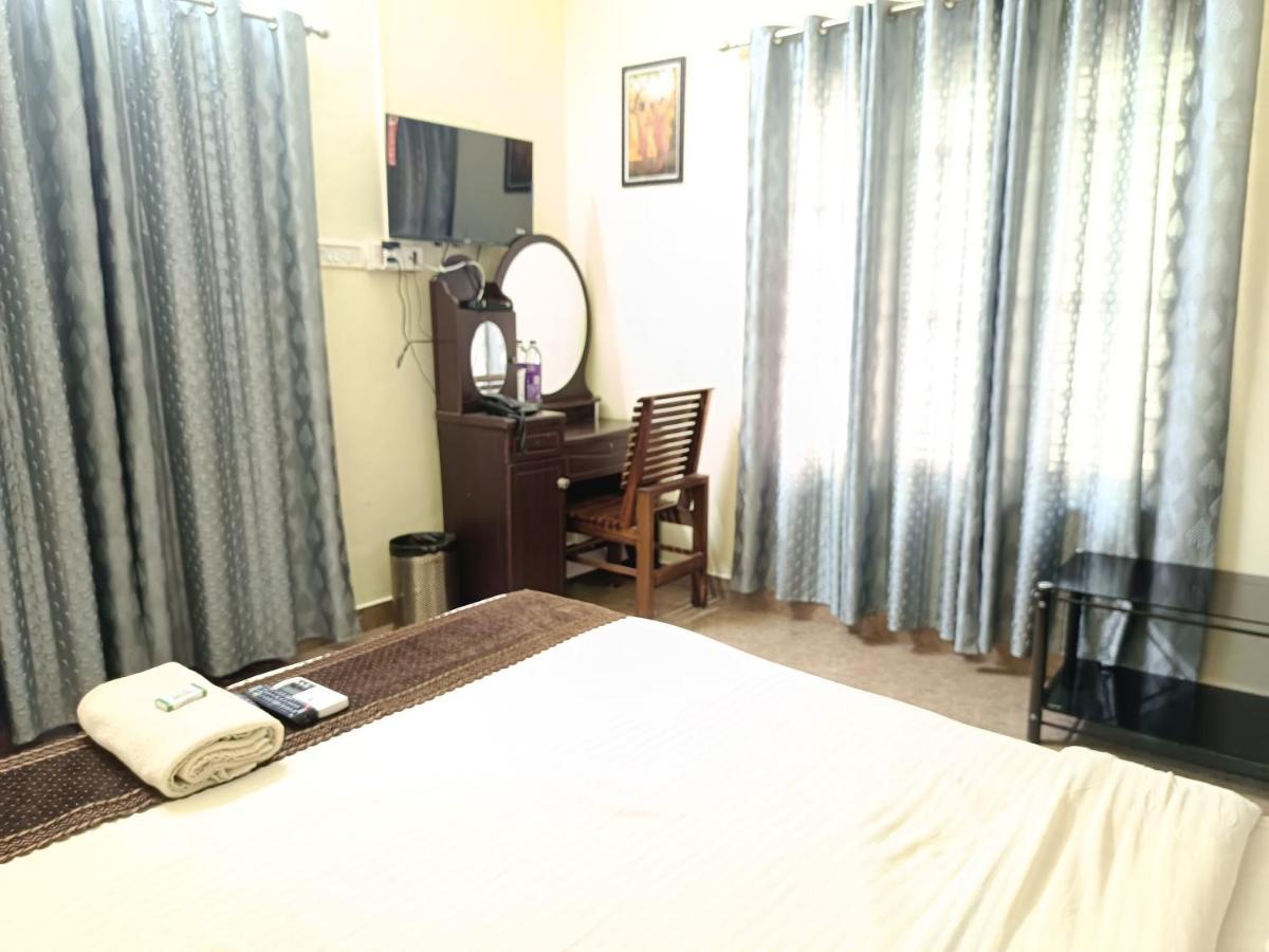 Global Backwater Resort Kollam Extérieur photo