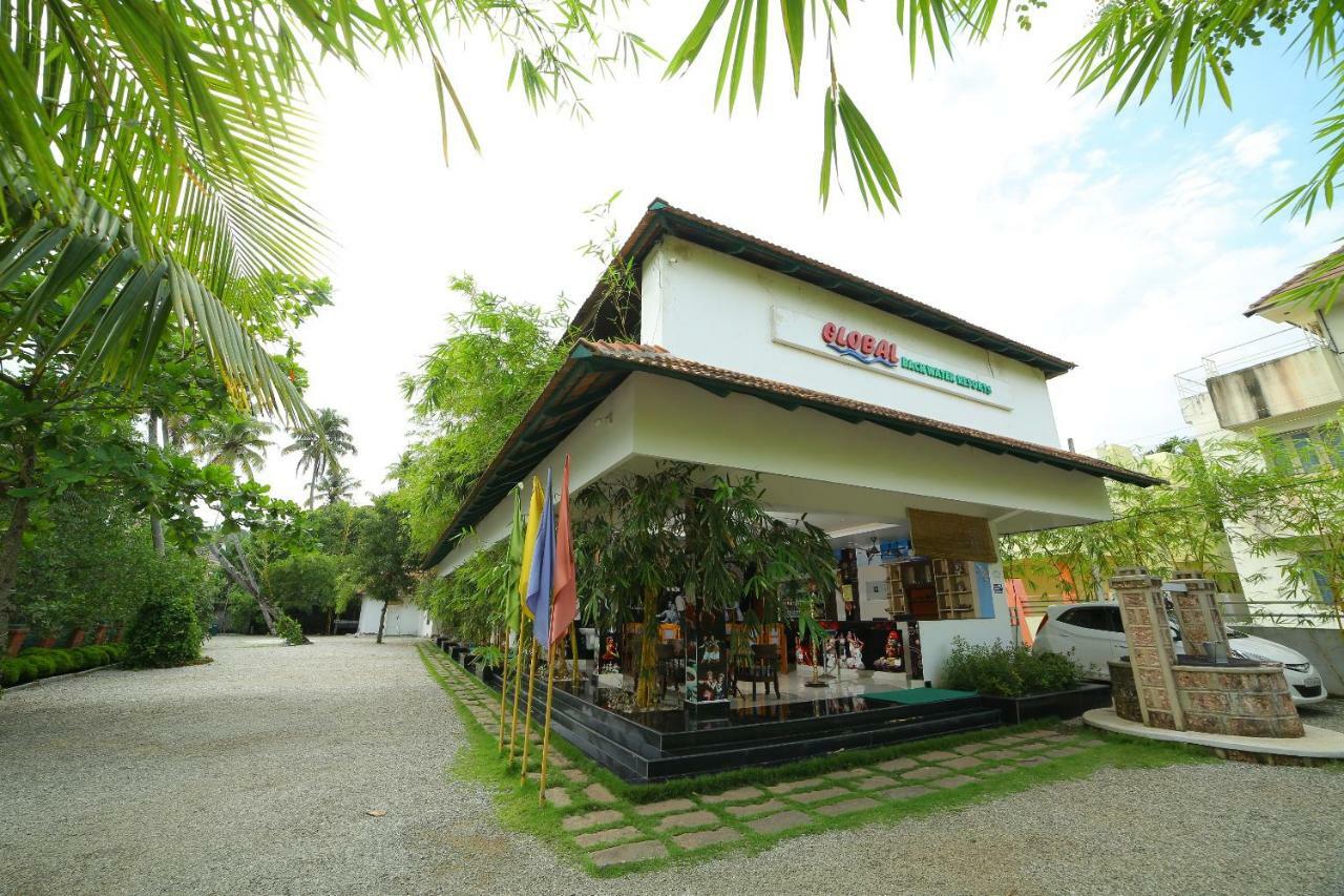 Global Backwater Resort Kollam Extérieur photo